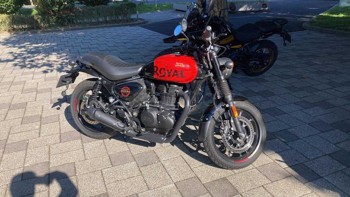 ROYAL ENFIELD HUNTER 350