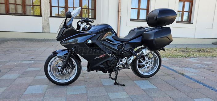 BMW F 800 GT