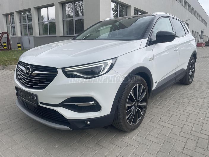 OPEL GRANDLAND X 1.6 T PHEV Ultimate AWD (Automata)