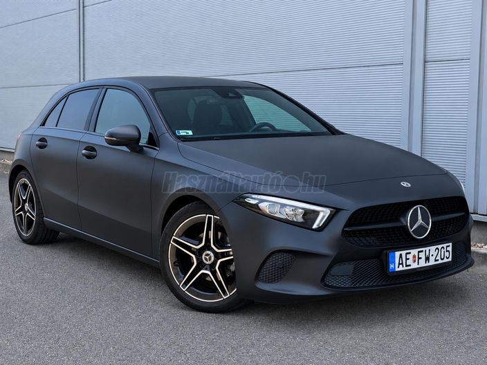 MERCEDES-BENZ A 180 d Progressive 7G-DCT