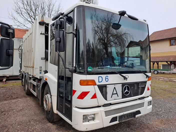 MERCEDES-BENZ Econic 2633