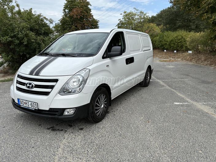 HYUNDAI H-1