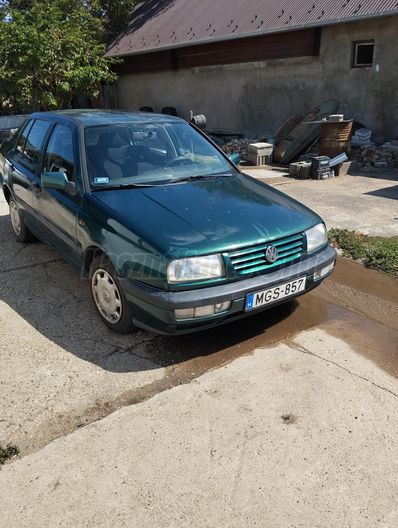 VOLKSWAGEN VENTO 1.9 TDI CL