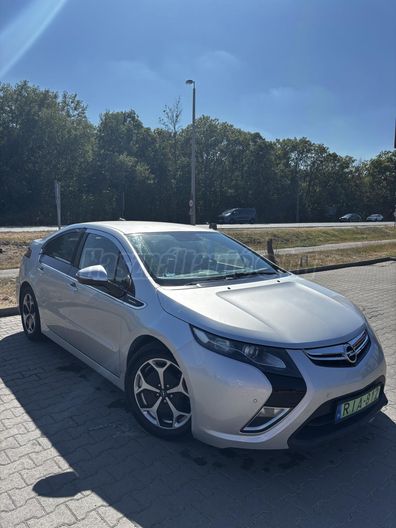 OPEL AMPERA (Automata)