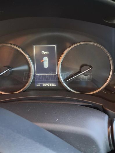 LEXUS NX 300h Elegance FWD CVT