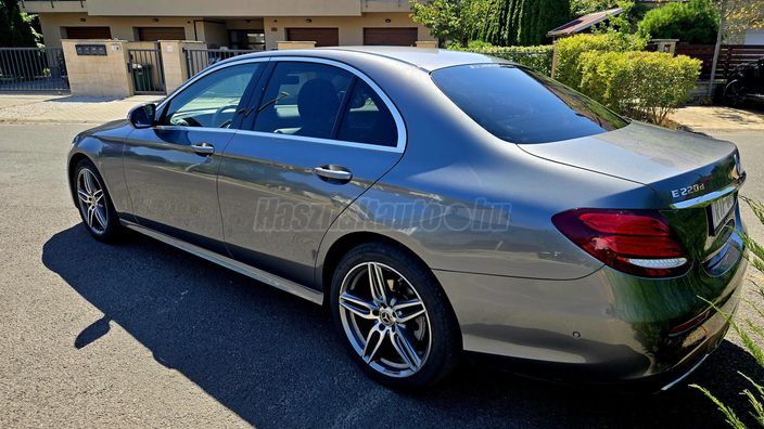 MERCEDES-BENZ E 220 d 4Matic 9G-TRONIC