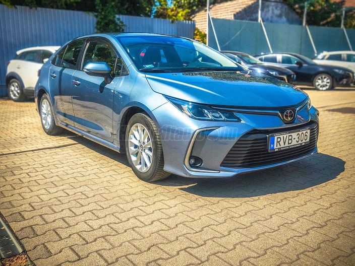 TOYOTA COROLLA Sedan 1.6 Comfort
