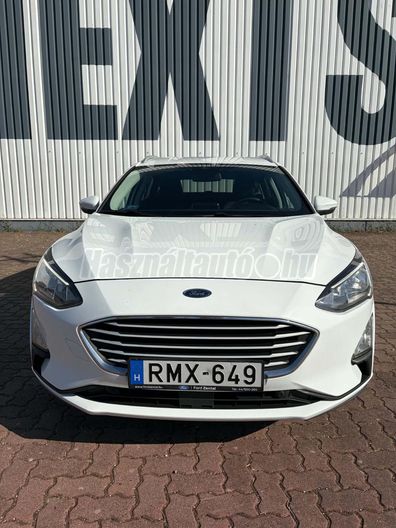 FORD FOCUS 1.5 PFi Business