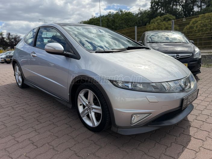 HONDA CIVIC 1.8 Type-S Xenon & Glass Roof