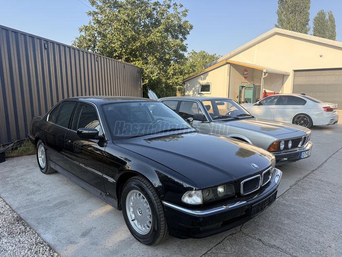 BMW 750 750i (Automata)