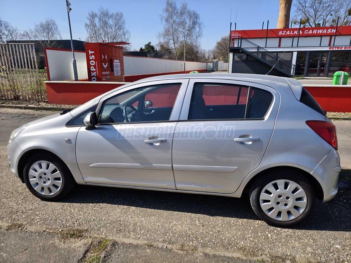 OPEL CORSA D 1.2 Essentia