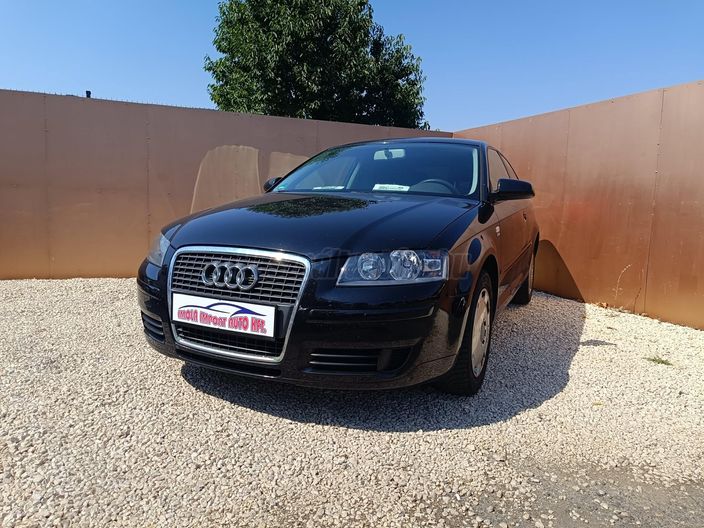 AUDI A3 1.6 Ambiente