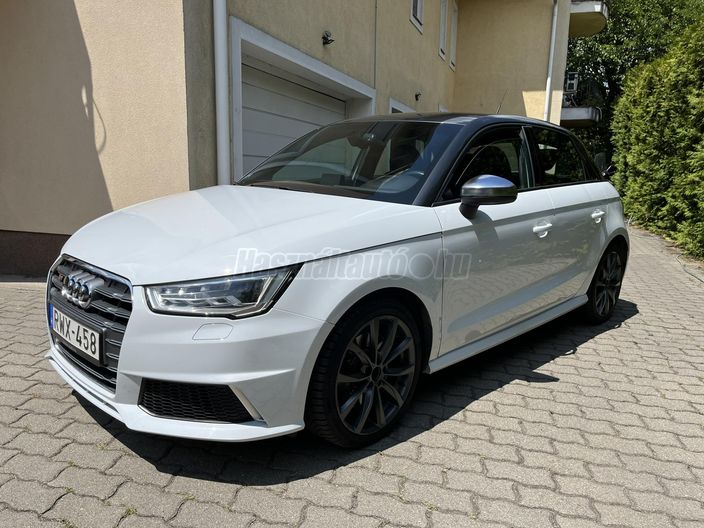 AUDI S1 Sportback 2.0 TFSI quattro