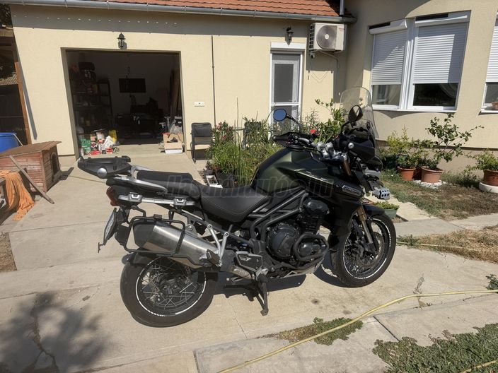 TRIUMPH TIGER 1200