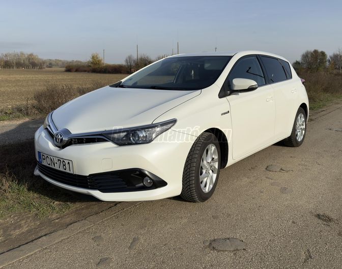 TOYOTA AURIS 1.8 HSD Active Trend (Automata)