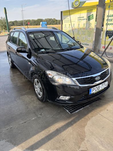 KIA CEE'D 1.4 CVVT LX