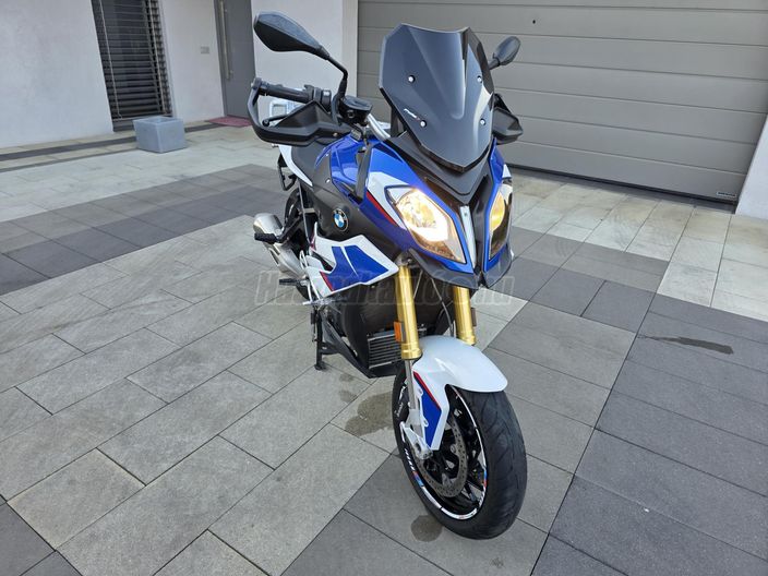 BMW S 1000 XR