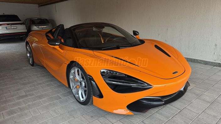 MCLAREN 720S