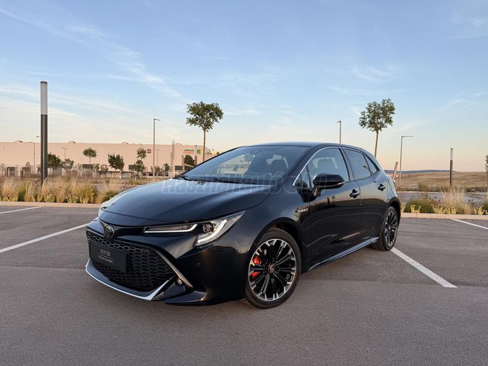 TOYOTA COROLLA 1.8 Hybrid GR-Sport Dynamic e-CVT