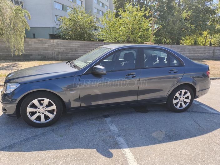 MERCEDES-BENZ C 180 BlueEFFICIENCY Classic