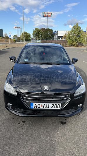 PEUGEOT 301 1.2 VTi PureTech Allure
