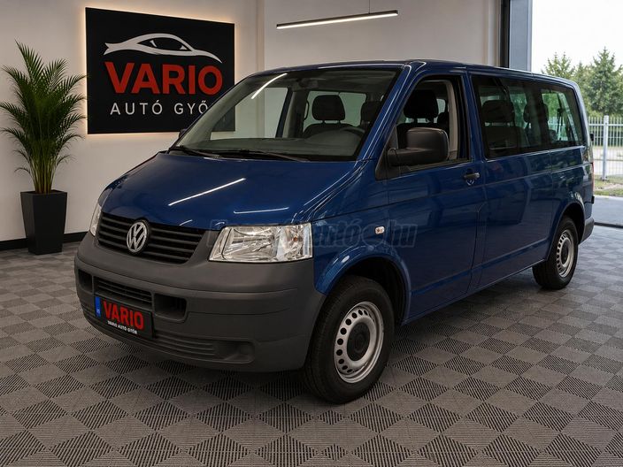 VOLKSWAGEN TRANSPORTER T5 Caravelle 2.5 TDI Trendline Shuttle 2.5 TDI