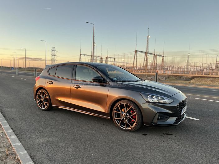 FORD FOCUS 2.3 EcoBoost ST3