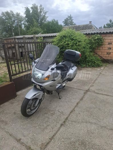 HONDA NT 650 V DEAUVILLE