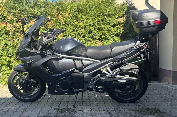 SUZUKI GSX 1250