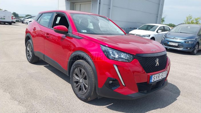 PEUGEOT 2008 1.2 PureTech Active Pack