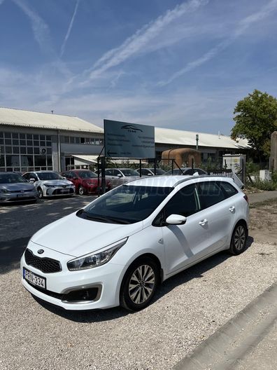 KIA CEE'D SW 1.6 CRDI Silver