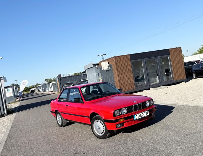 BMW 318 318i