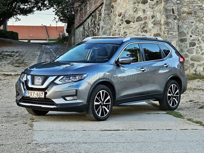 NISSAN X-TRAIL 1.6 DIG-T N-Connecta
