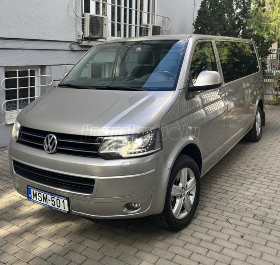 VOLKSWAGEN MULTIVAN