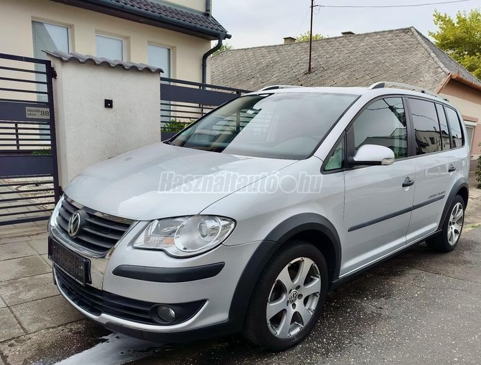 VOLKSWAGEN TOURAN 1.9 PD TDi Highline
