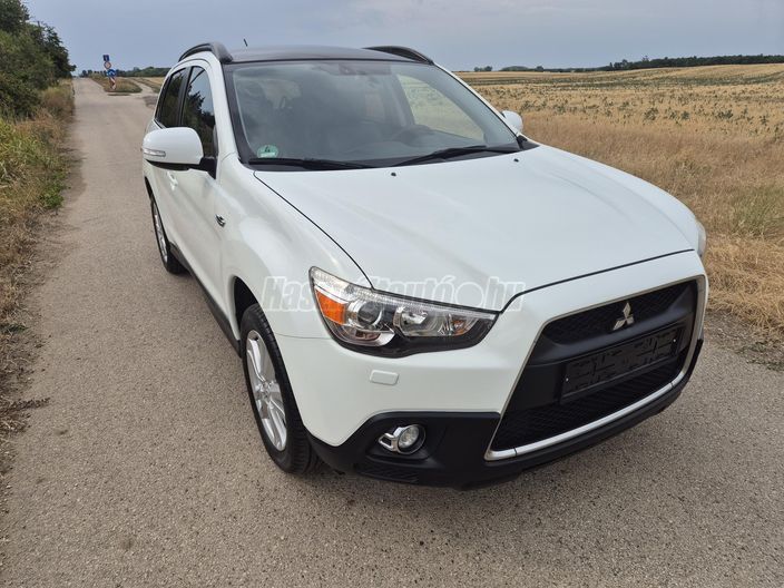 MITSUBISHI ASX 1.8 DI-D Instyle Navi 4WD