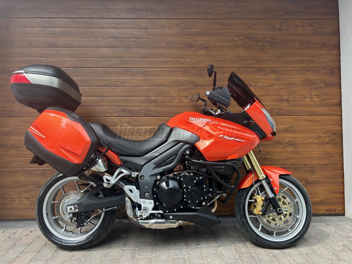 TRIUMPH TIGER 1050 ABS