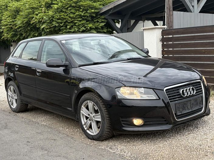 AUDI A3 1.6 TDI Attraction DPF