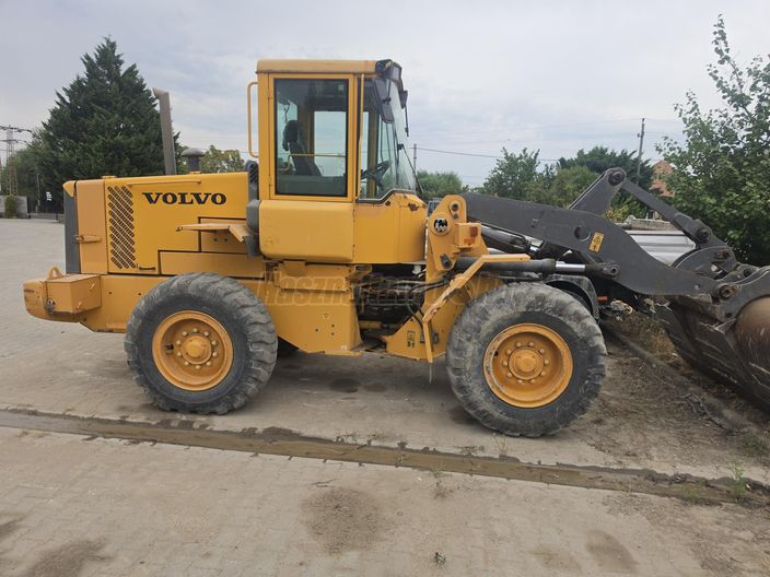 VOLVO L70D