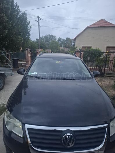 VOLKSWAGEN PASSAT Variant 1.8 TSI Comfortline