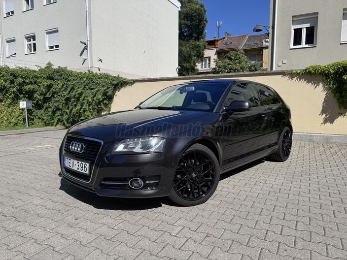 AUDI A3 2.0 TDI Attraction DPF