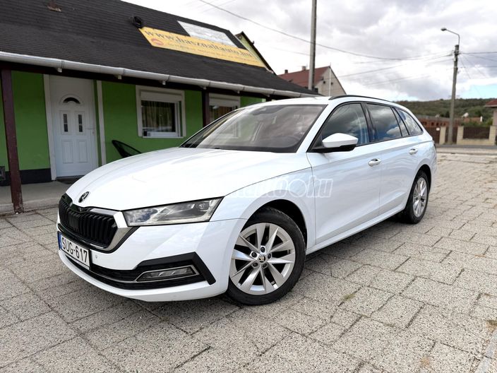 SKODA OCTAVIA Combi 2.0 TDI SCR Style