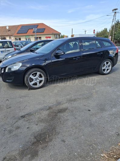 VOLVO V60 2.0 D [D3] Geartronic