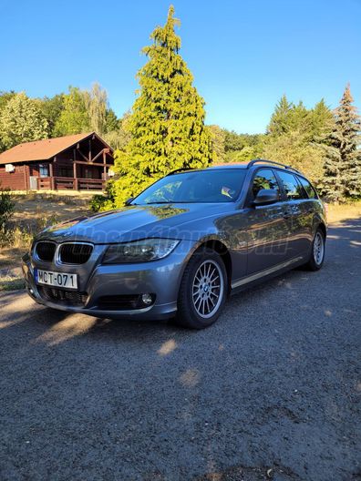 BMW 320 320d Touring (Automata)