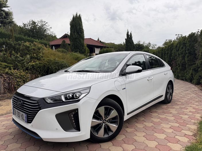 HYUNDAI IONIQ plug-in 1.6 GDi Premium DCT