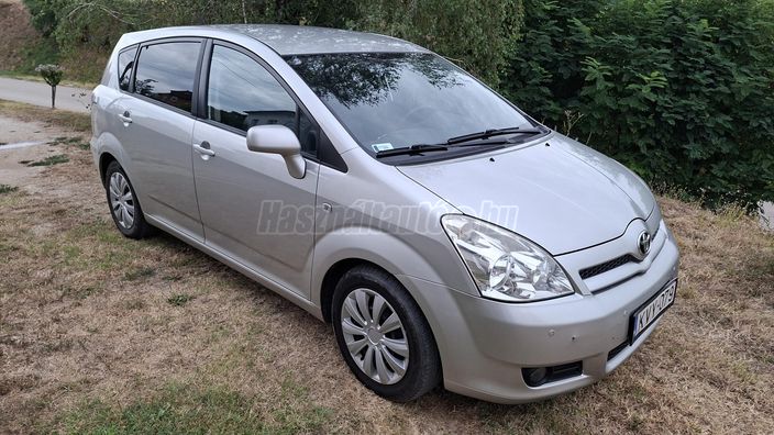 TOYOTA COROLLA VERSO 2.2 D-4D Linea Sol