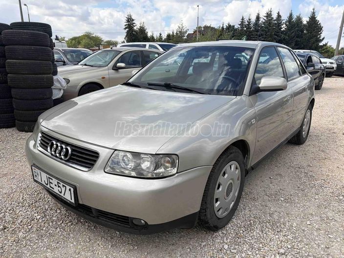 AUDI A3 1.6 Ambiente