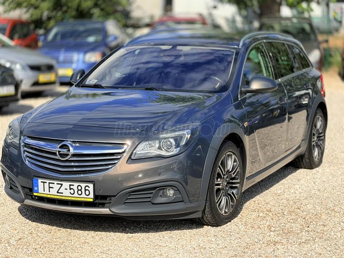 OPEL INSIGNIA Sports Tourer 2.0 CDTI AWD COUNTRY (Automata)