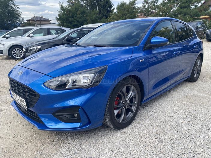 FORD FOCUS 1.5 TDCI ST-Line Black