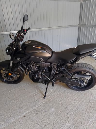 YAMAHA MT-07